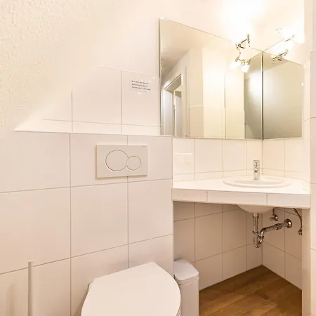 Iris Neu - Reetdachhaus Petersen Apartament *