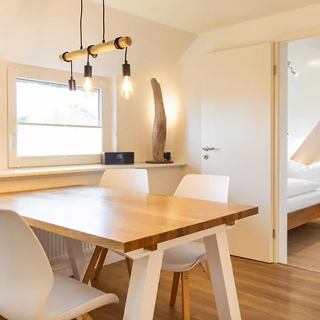 Apartment Iris Neu - Reetdachhaus Petersen *