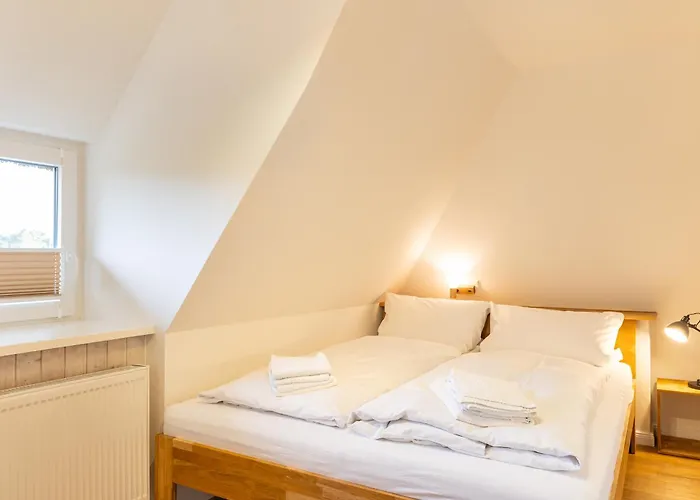 Iris Neu - Reetdachhaus Petersen Appartement